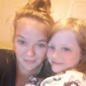 Meet your Posher, Courtney